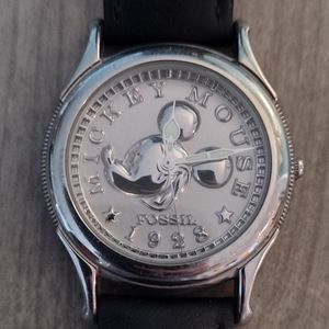 Mickey Mouse Fossil 1928 Silver Watch
